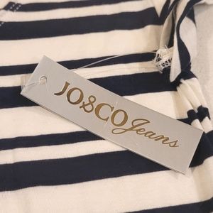 JO & CO Jean's Size S T-Shirt